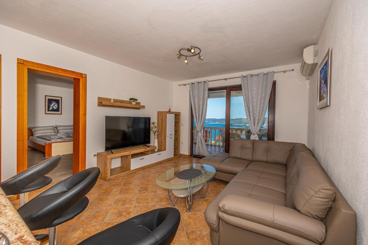 Apartments Lacic 2 Crikvenica Bagian luar foto