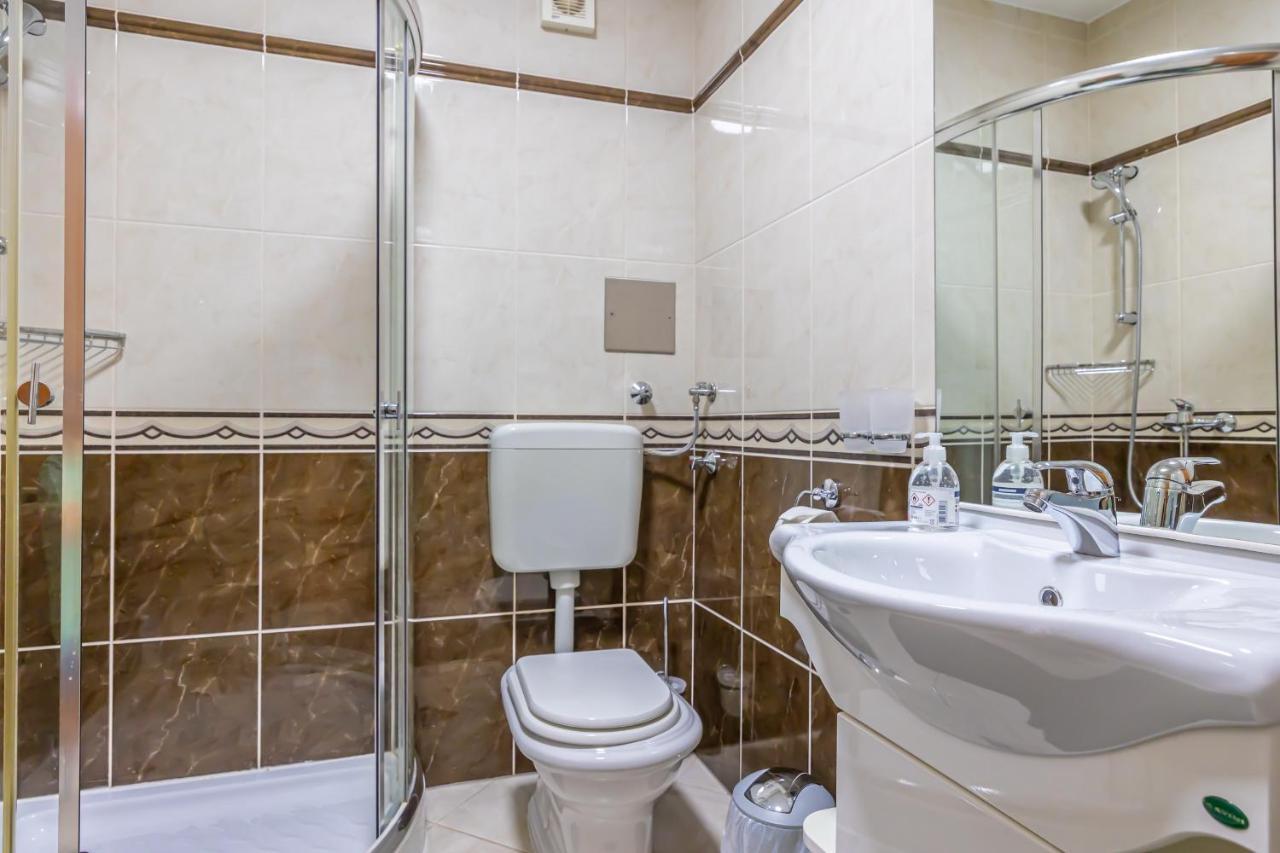 Apartments Lacic 2 Crikvenica Bagian luar foto